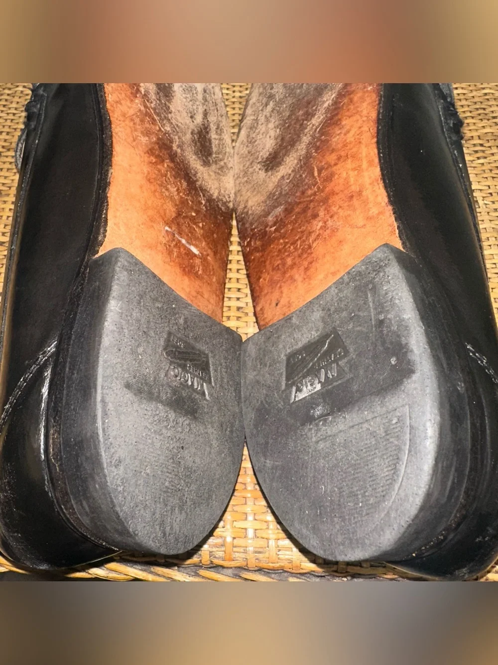 Johnston & Murphy Tassel Loafers Mens 10EEE Black Leather Preppy Academia 7E6760